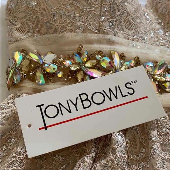 Tony Bowls Short Prom/Homecoming Dress - Picture 2 of 4
